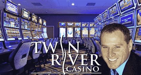 twin river sportsbook online.